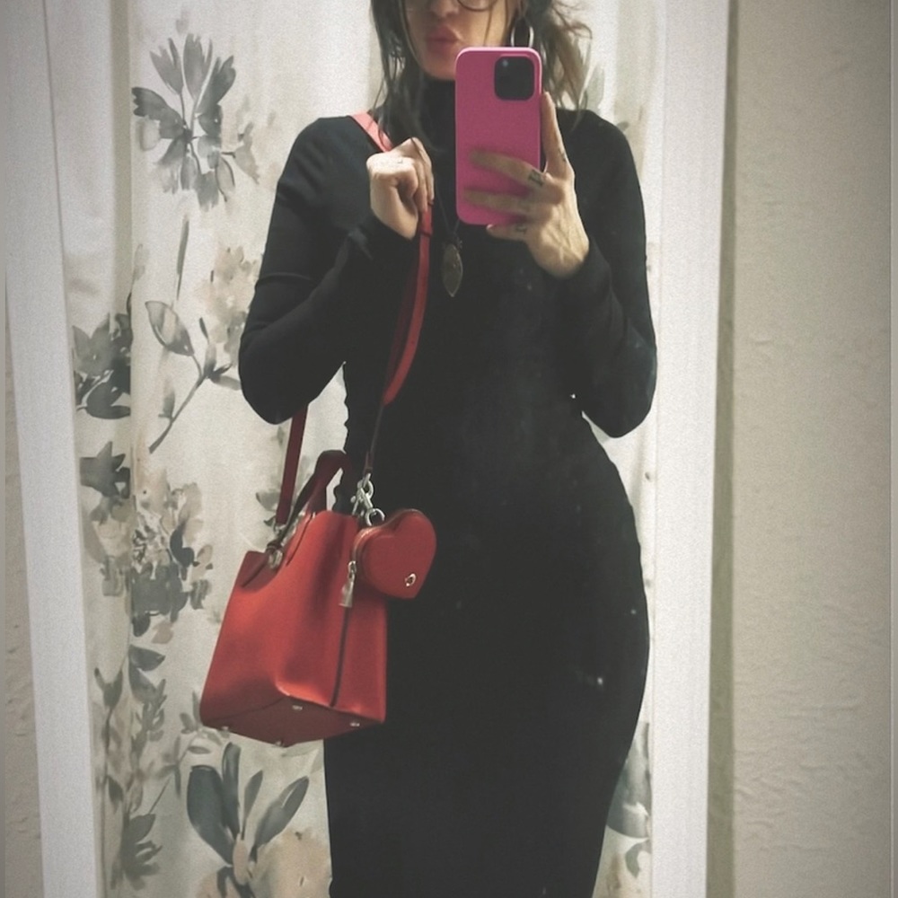 Coach 2024 valentines coin purse❤️ - Picture 7 of 7